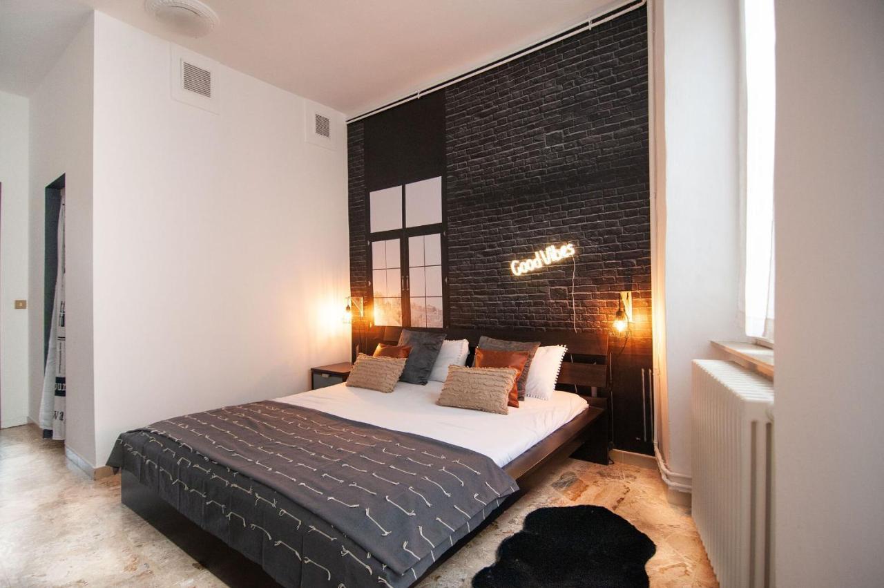 Academy Industrial Chic Apartment Bergamo Exterior foto